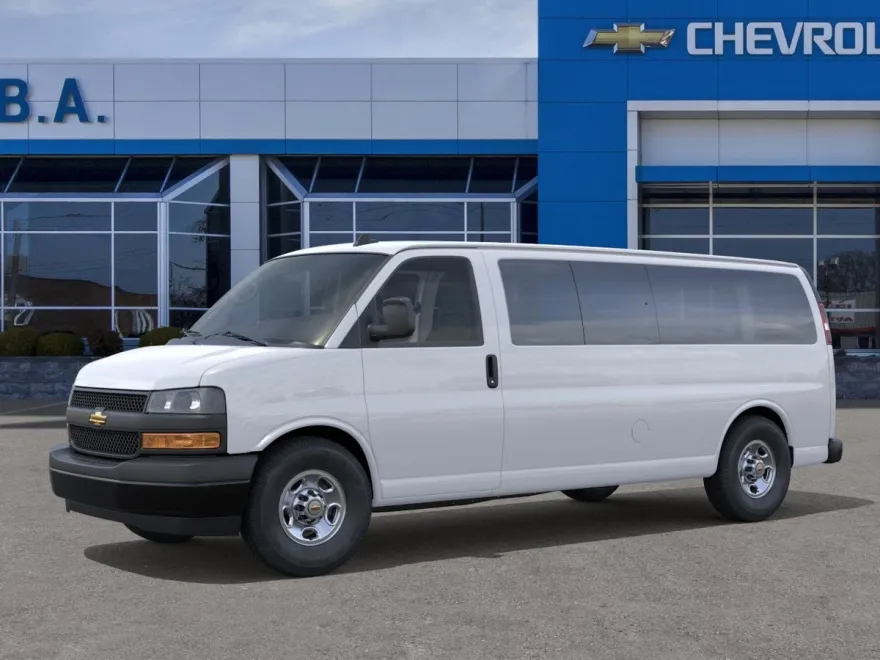 2025 Chevrolet Express Passenger 3500 photo 1