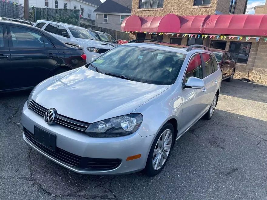 2014 Volkswagen Jetta SportWagen TDI photo 1