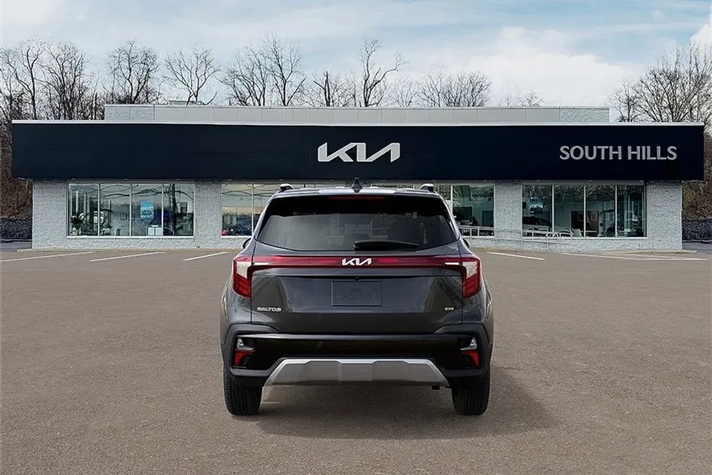 2026 Kia Seltos EX photo 1
