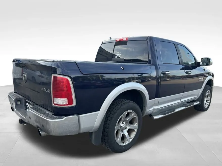 2016 Ram 1500 Laramie photo 1