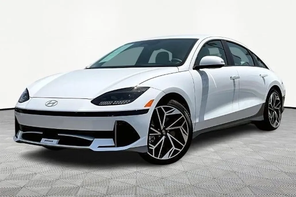 2025 Hyundai Ioniq 6 SEL photo 1