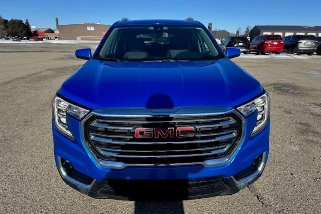 2024 Gmc Terrain SLT photo 1