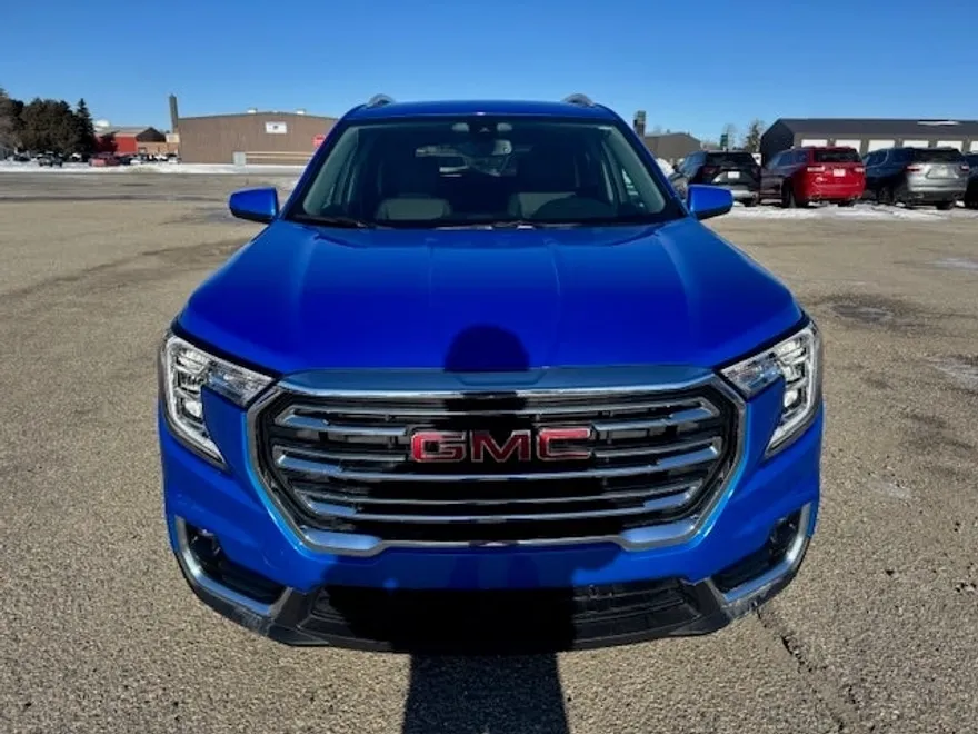 2024 Gmc Terrain SLT photo 1