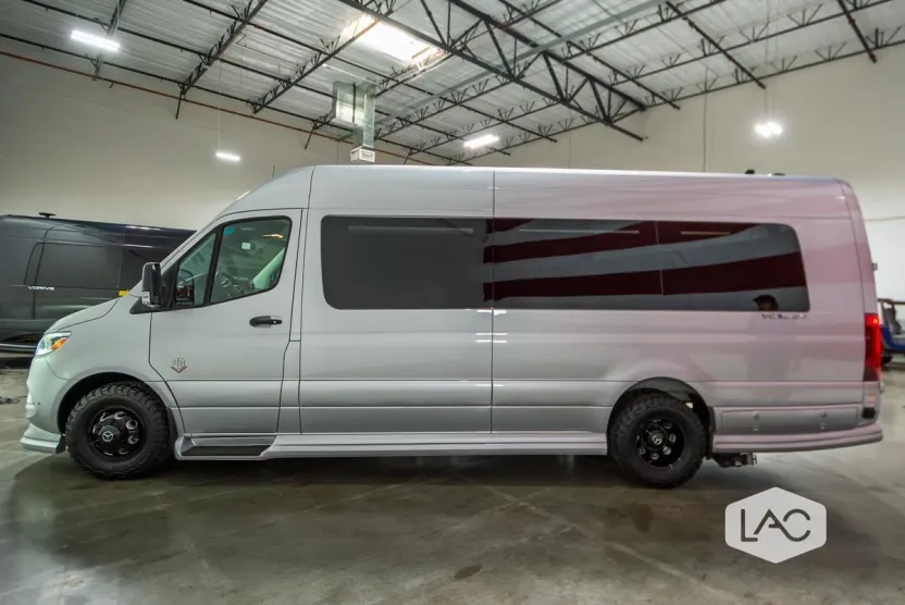 2023 Mercedes Benz Sprinter 3500 photo 1