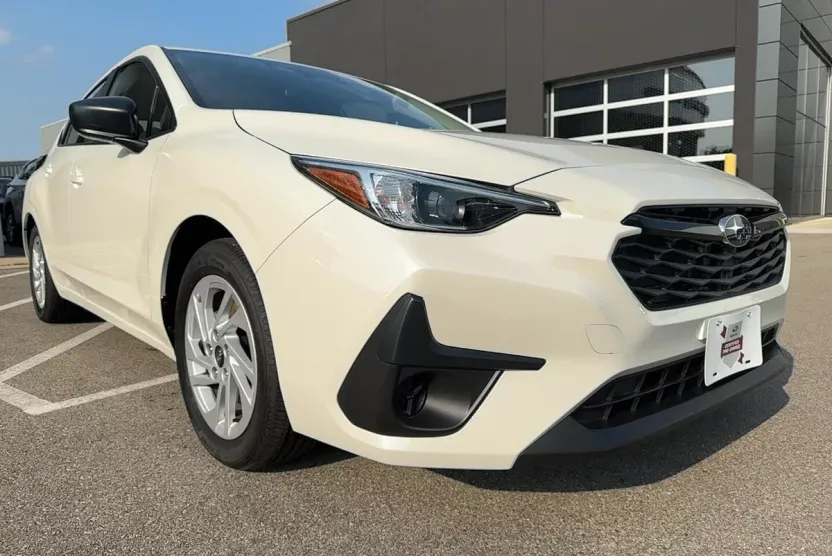 2024 Subaru Impreza Base photo 1