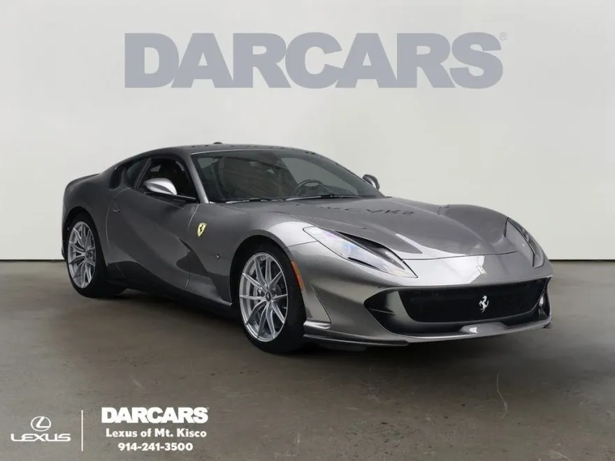 2018 Ferrari 812 Superfast Base photo 1