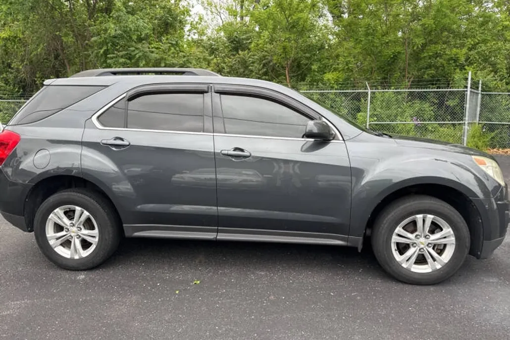 2011 Chevrolet Equinox photo 1