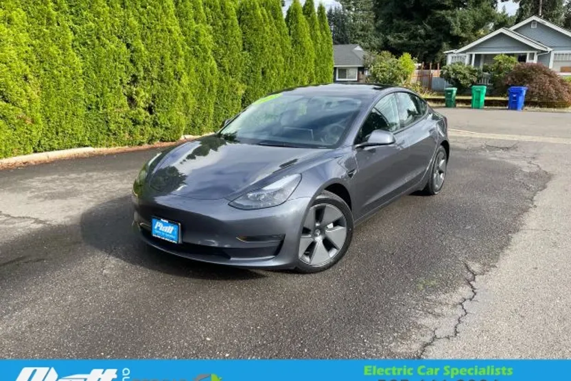 2023 Tesla Model 3 photo 1