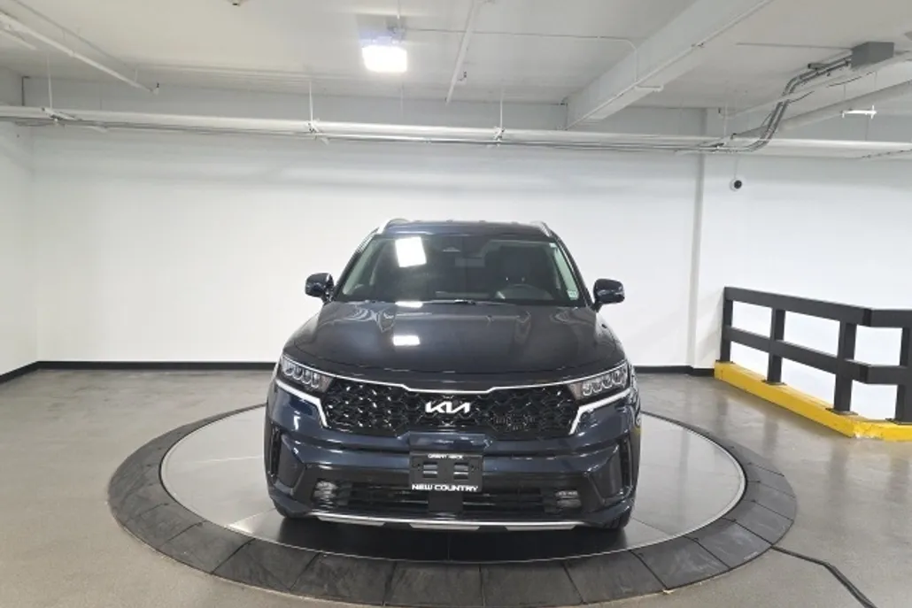 2023 Kia Sorento Hybrid EX photo 1
