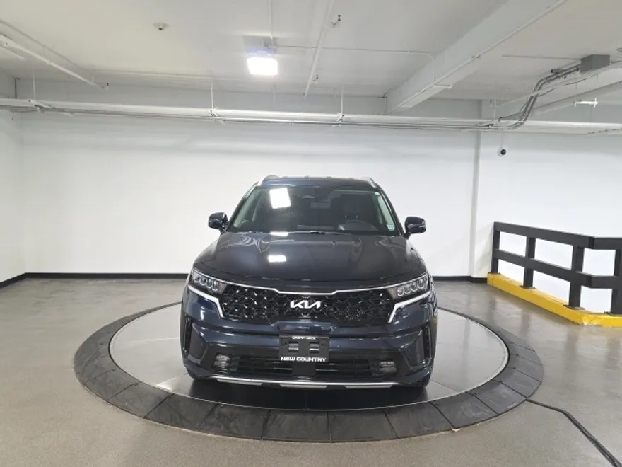2023 Kia Sorento Hybrid EX photo 1