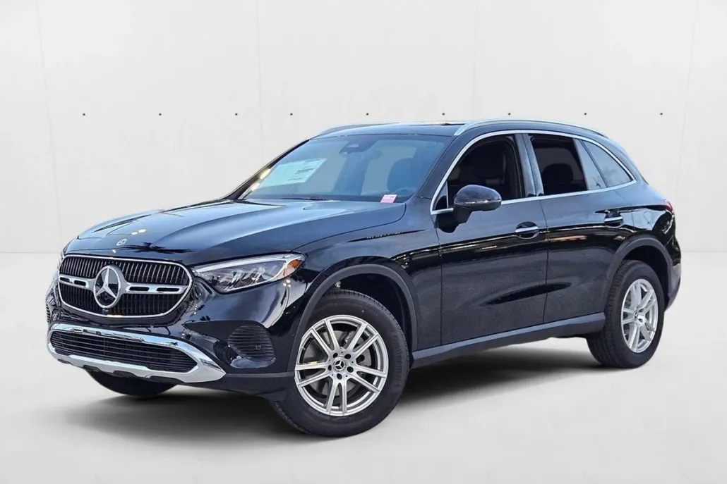 2025 Mercedes Benz GLC 300 photo 1