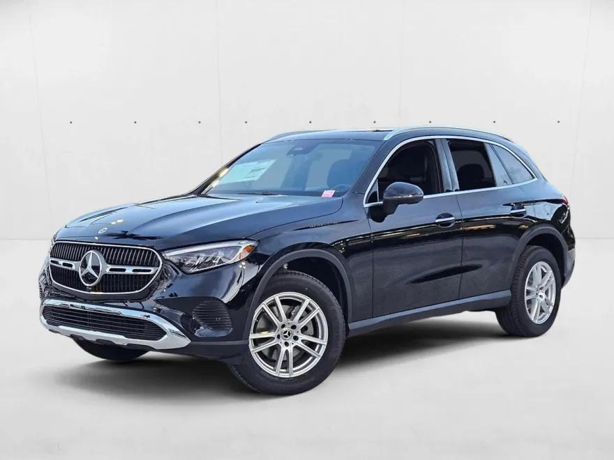2025 Mercedes Benz GLC 300 photo 1