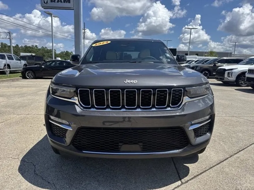 2024 Jeep Grand Cherokee Limited photo 1