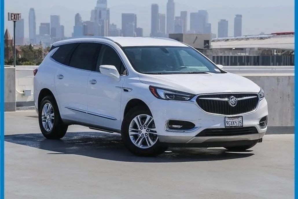 2021 Buick Enclave Essence photo 1