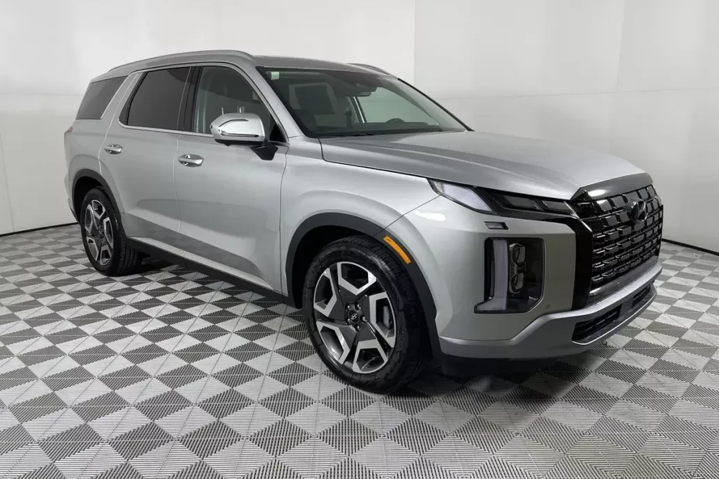 2024 Hyundai Palisade Limited photo 1