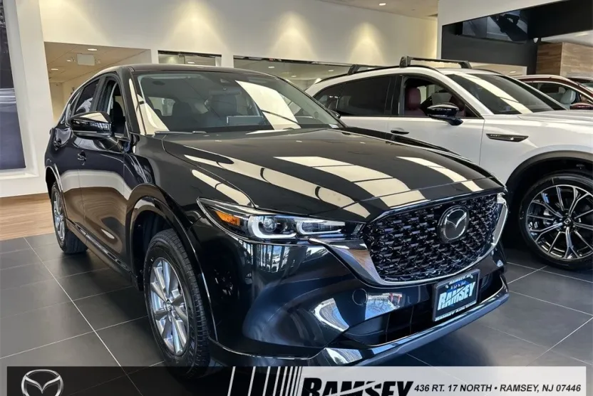 2025 Mazda CX-5 Select photo 1