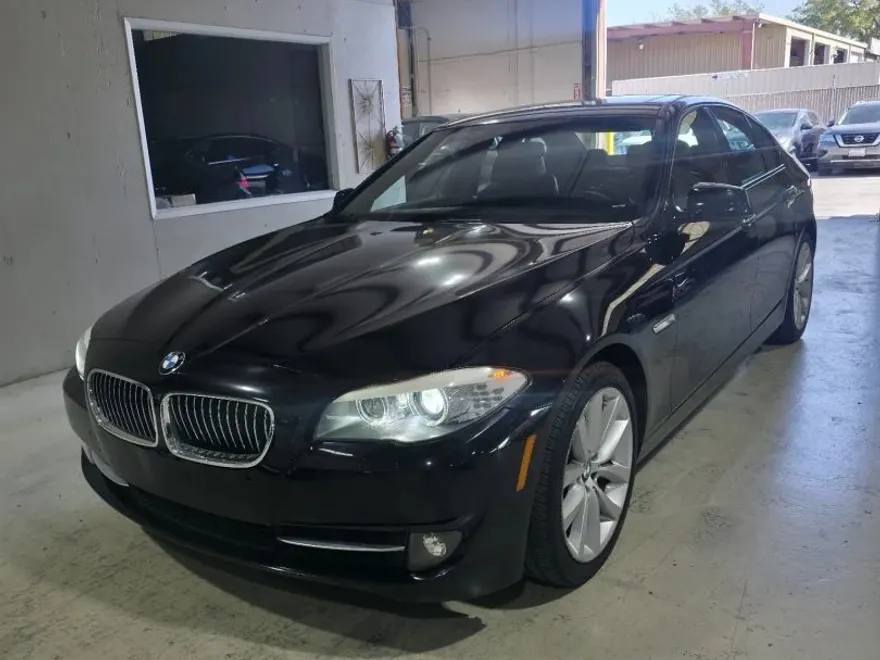2012 Bmw 535i 5-Series photo 1
