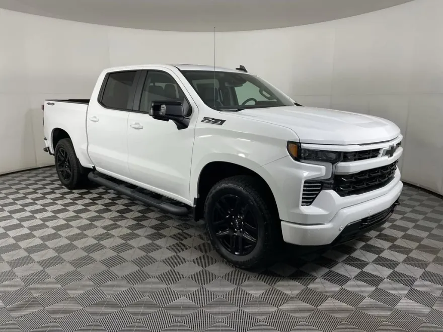 2025 Chevrolet Silverado 1500 RST photo 1