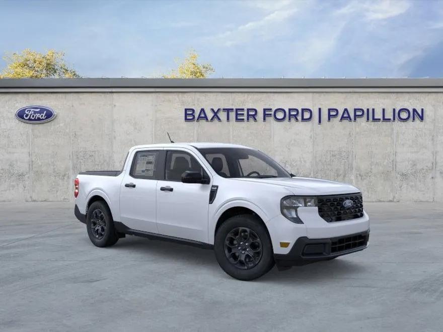 2025 Ford Maverick XLT photo 1
