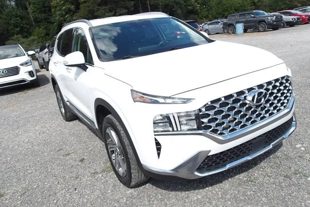 2022 Hyundai Santa Fe SEL photo 1