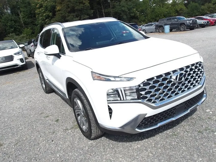 2022 Hyundai Santa Fe SEL photo 1