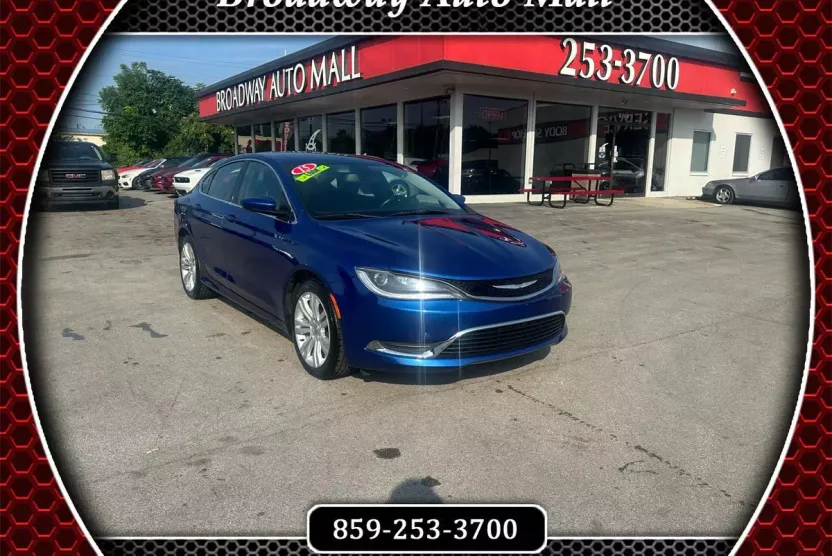 2015 Chrysler 200 Limited photo 1