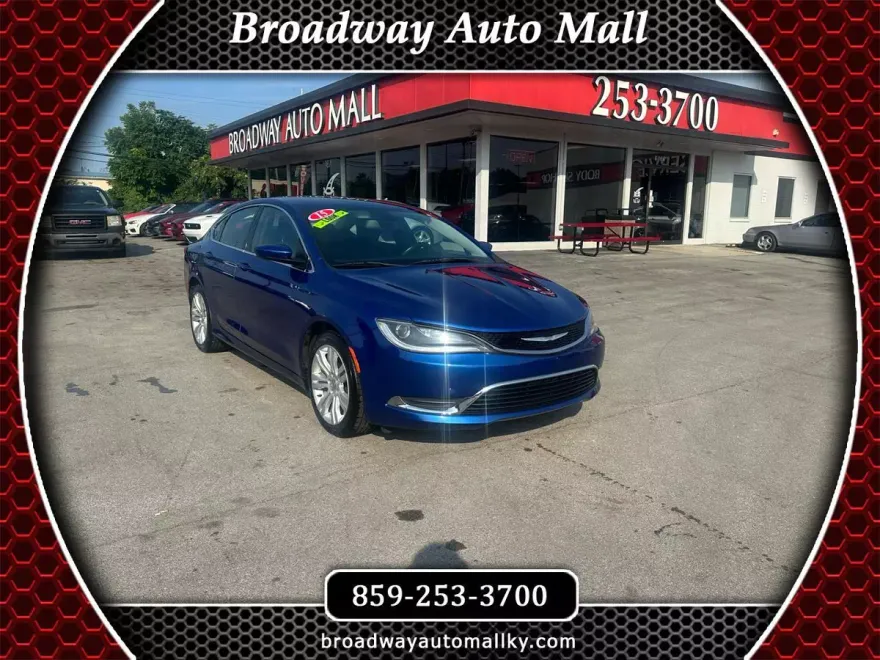 2015 Chrysler 200 Limited photo 1