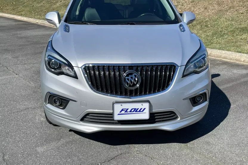2017 Buick Envision Essence photo 1