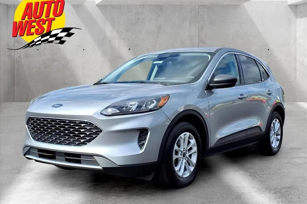 2022 Ford Escape SE photo 1
