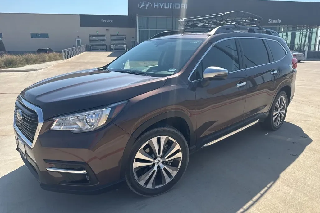 2020 Subaru Ascent Touring photo 1