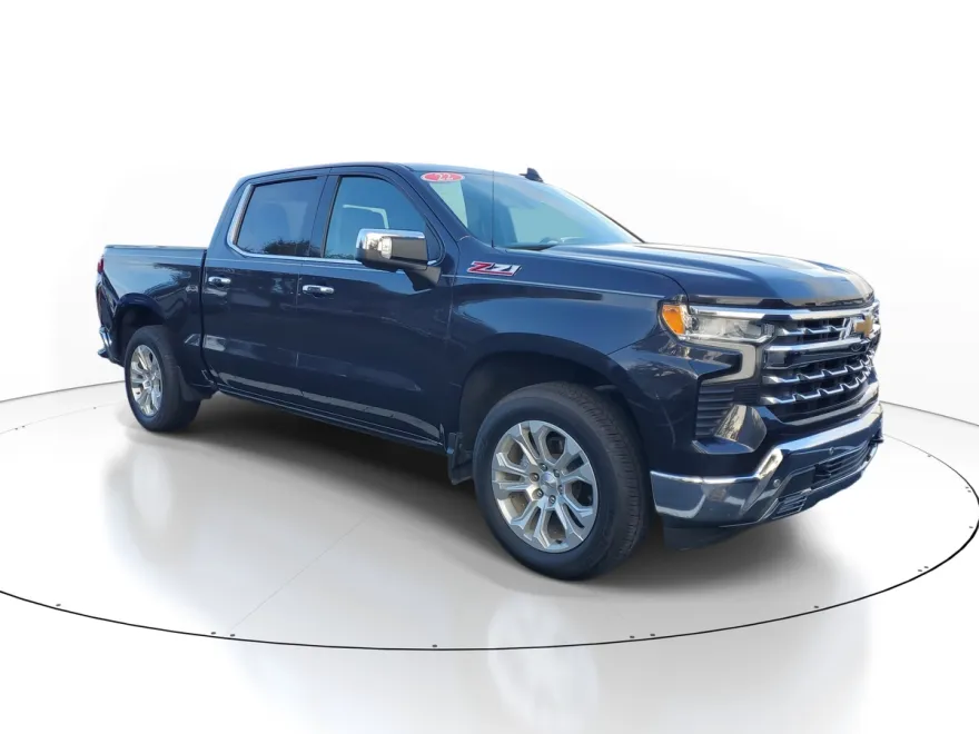 2022 Chevrolet Silverado 1500 LTZ photo 1