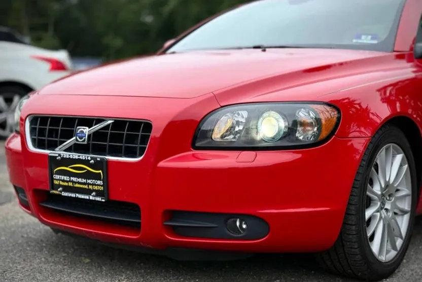 2008 Volvo C70 T5 photo 1
