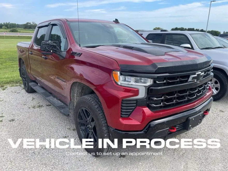 2022 Chevrolet Silverado 1500 LT Trail Boss photo 1