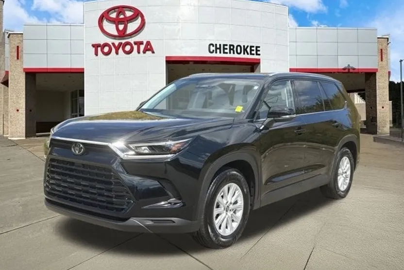 2024 Toyota Grand Highlander XLE photo 1