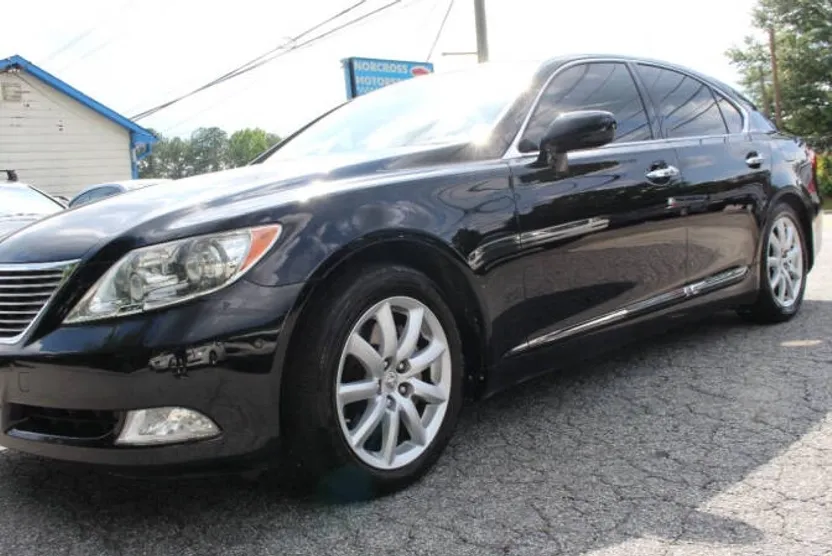 2007 Lexus LS 460 photo 1