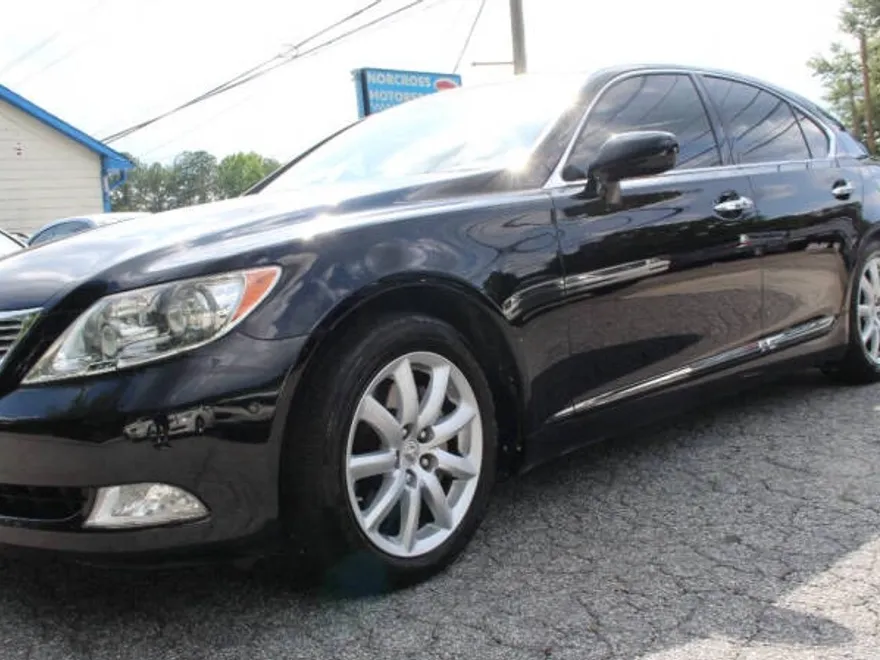 2007 Lexus LS 460 photo 1