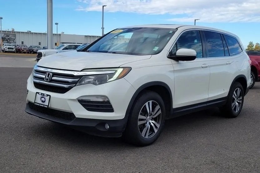 2016 Honda Pilot EX-L photo 1