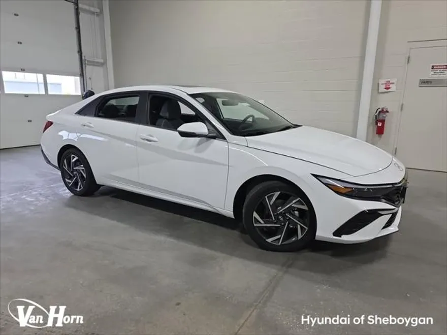 2025 Hyundai Elantra Hybrid Limited photo 1