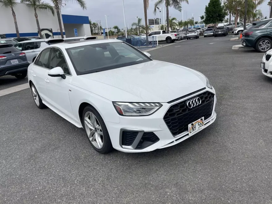 2024 Audi A4 45 S line Premium Plus photo 1