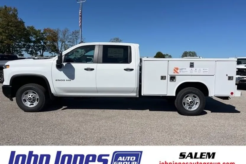 2024 Chevrolet Silverado 2500HD Work Truck photo 1