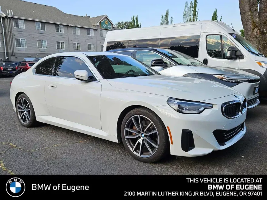 2022 Bmw 230i photo 1