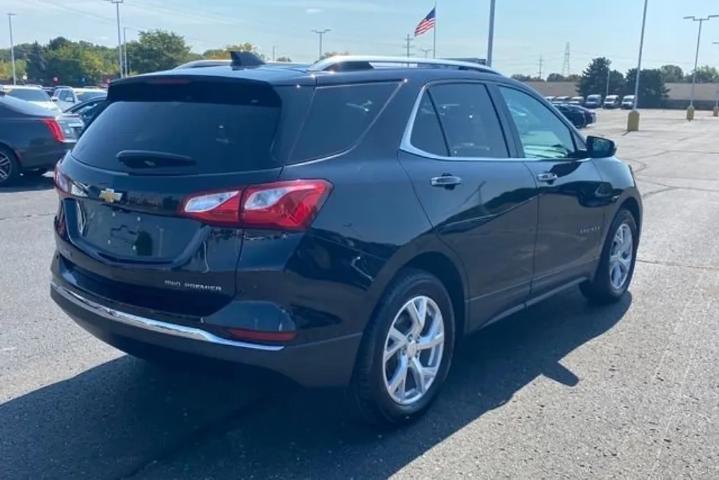 2020 Chevrolet Equinox Premier photo 1