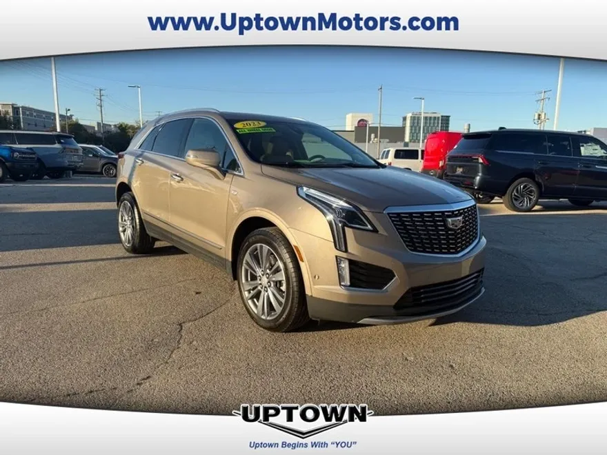 2023 Cadillac XT5 Platinum Premium Luxury photo 1