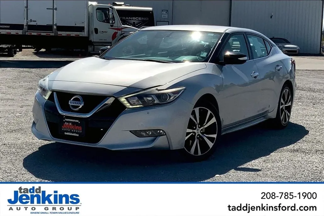 2018 Nissan Maxima SV photo 1