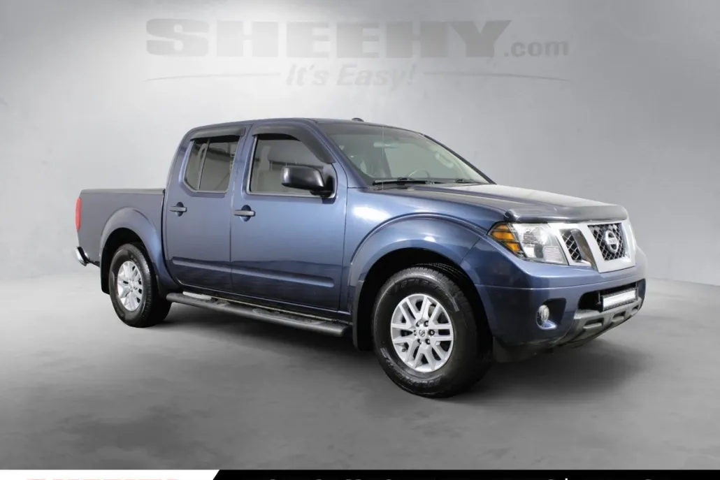 2016 Nissan Frontier SV photo 1
