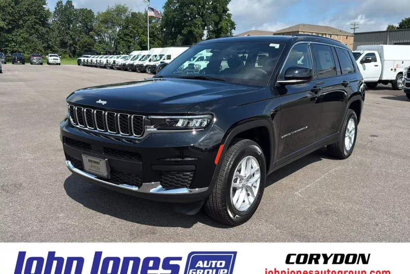 2025 Jeep Grand Cherokee Laredo X photo 1
