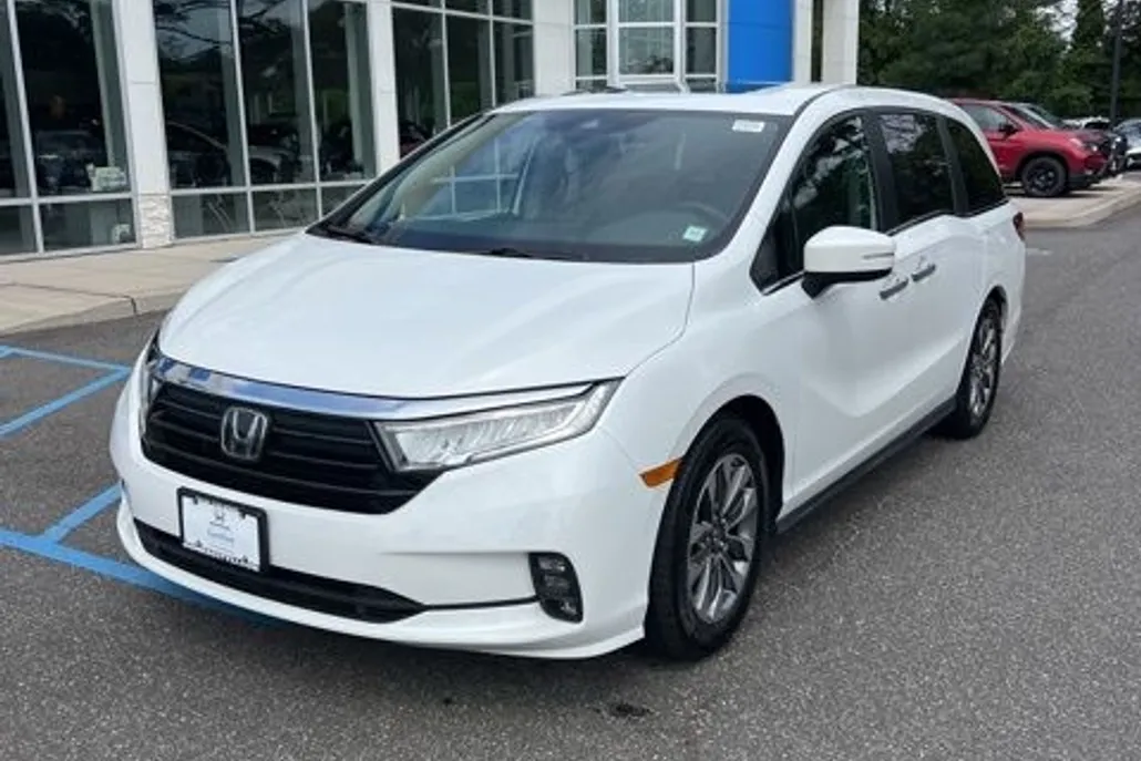2023 Honda Odyssey EX-L photo 1