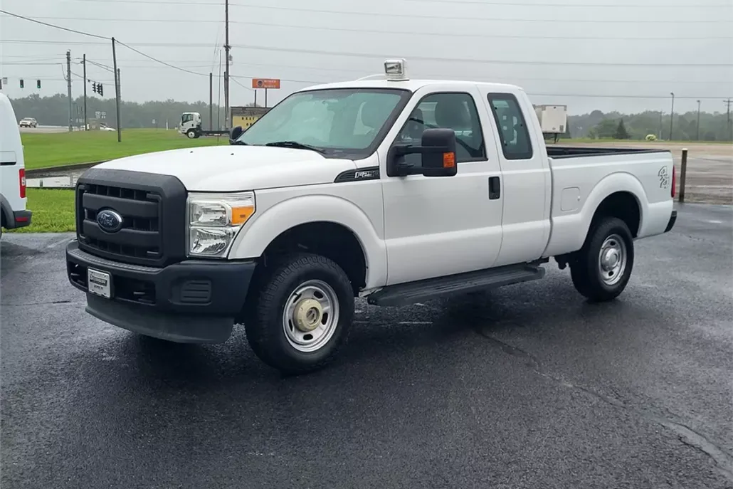 2015 Ford F-250 XL photo 1