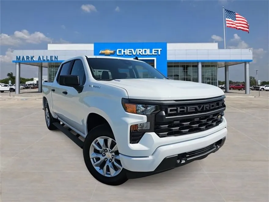 2026 Chevrolet Silverado 1500 Custom photo 1
