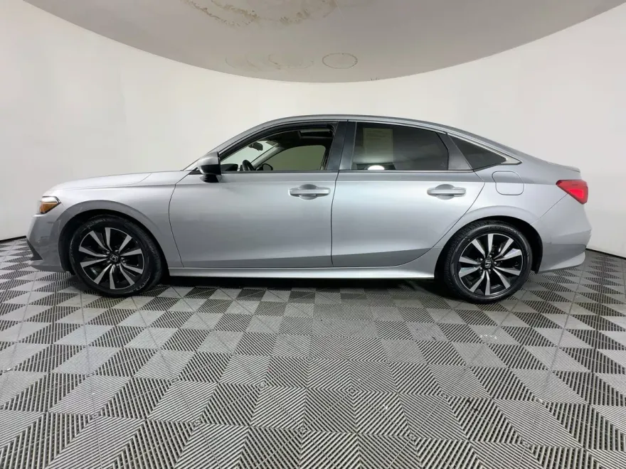 2023 Honda Civic EX photo 1